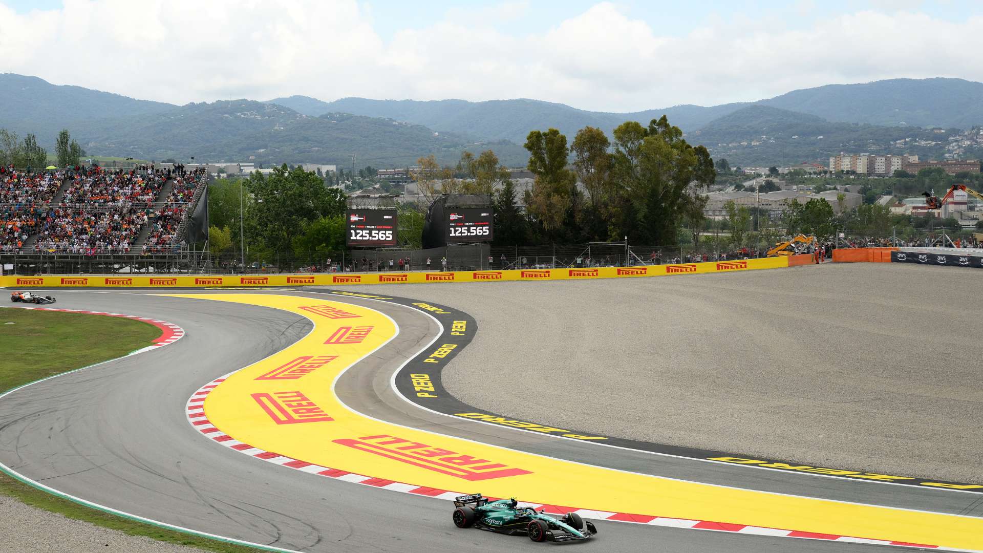 2022→2023→2025，范可新3次亲吻冰面.